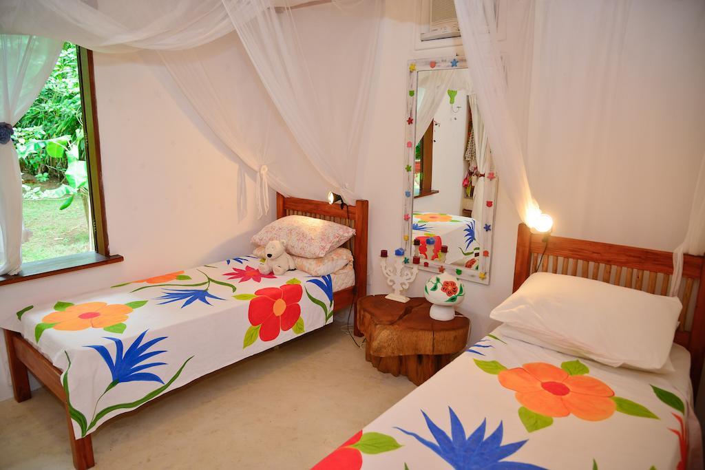 Vila Biriba Trancoso Pensionat Rum bild